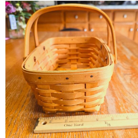 Longaberger Basket 2001 Woven Memories Basket - Picture 3 of 10